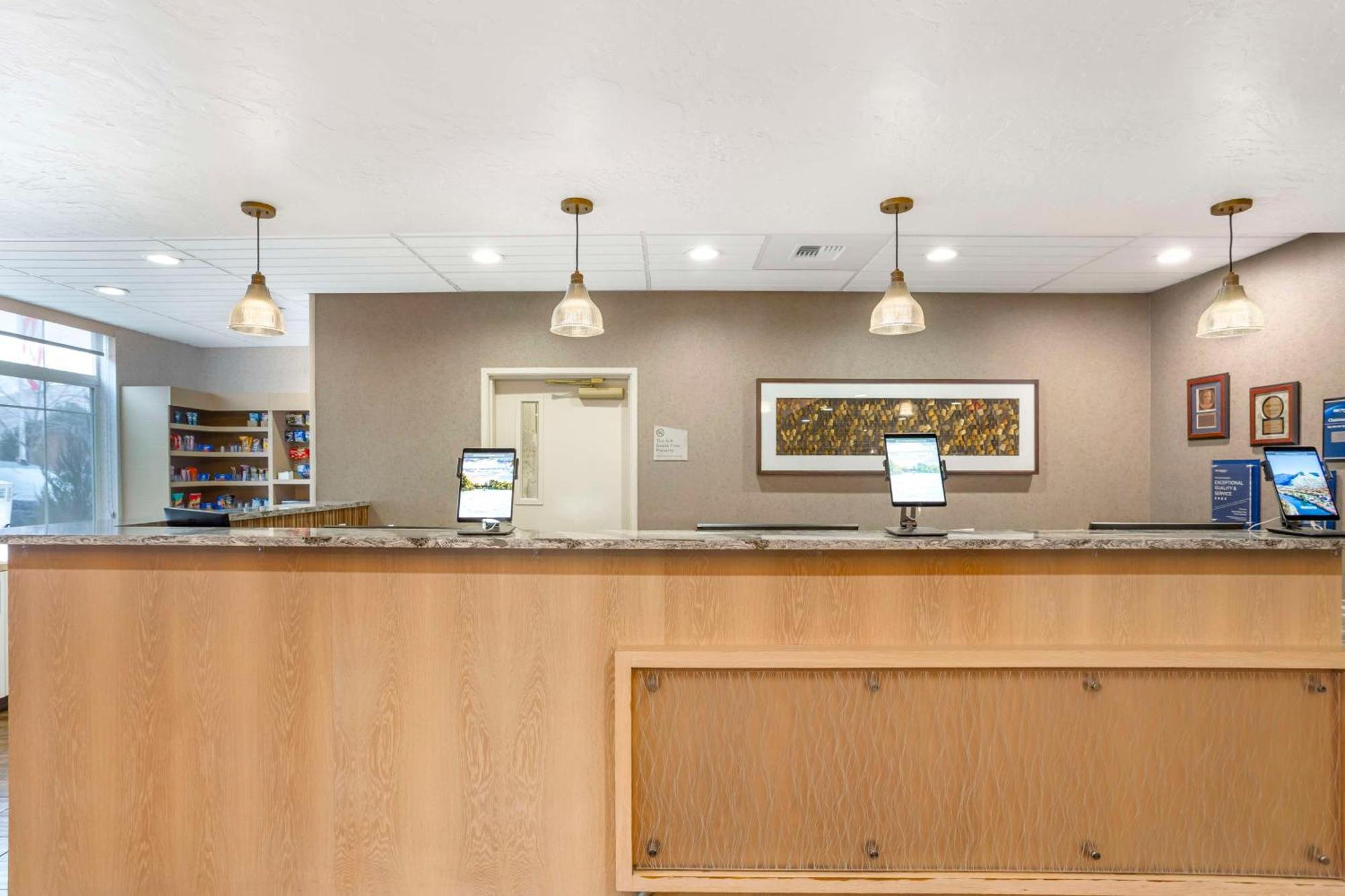 Best Western Plus Grant Creek Inn Missoula Exterior photo